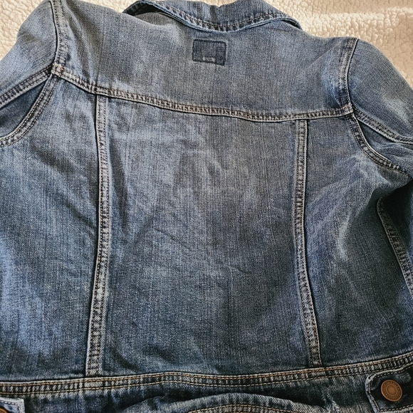 American Eagle 100% Cotton Medium Blue Distressed Denim Jean Jacket Women M - Picture 6 of 6